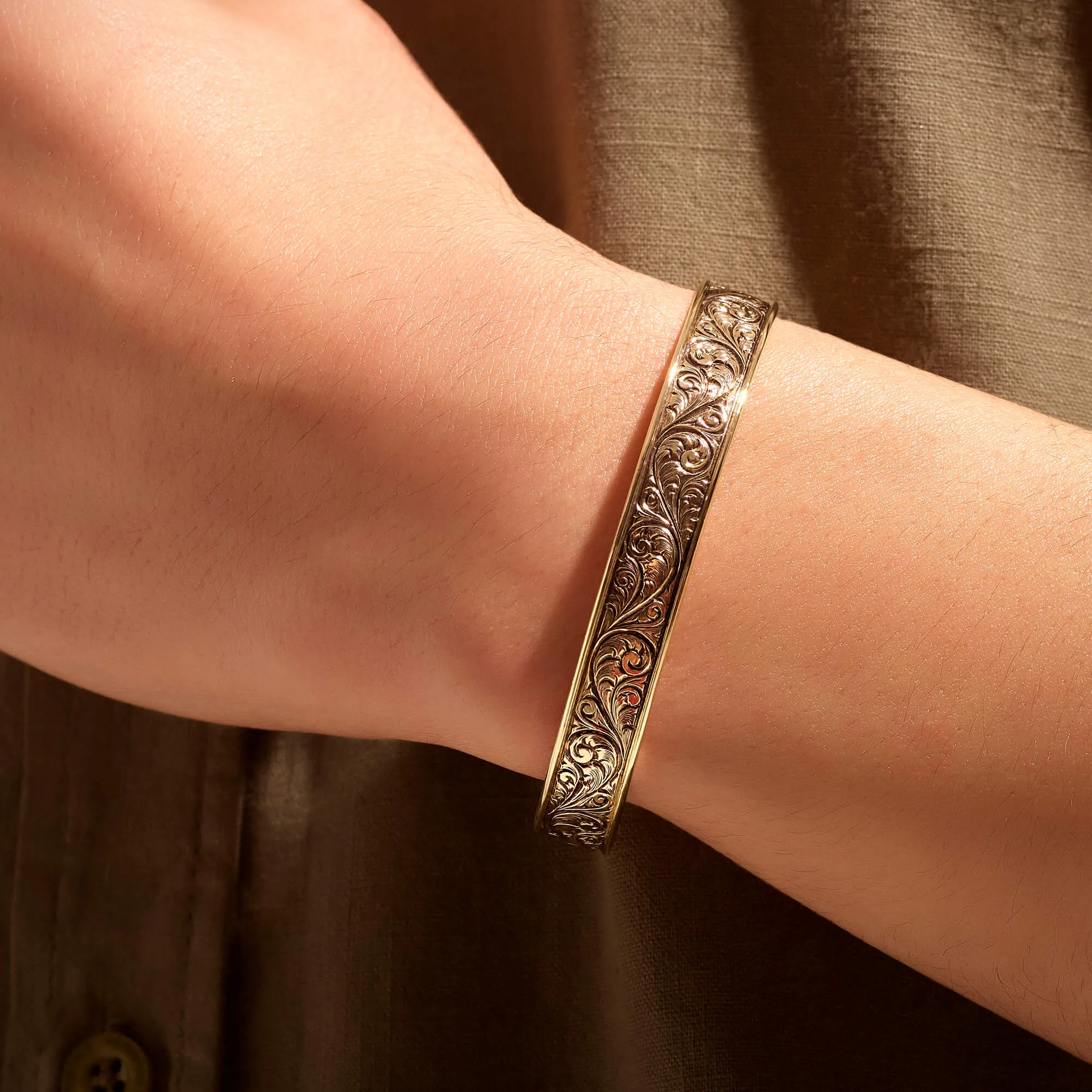 Classic Cuff Bracelet - Solid Gold