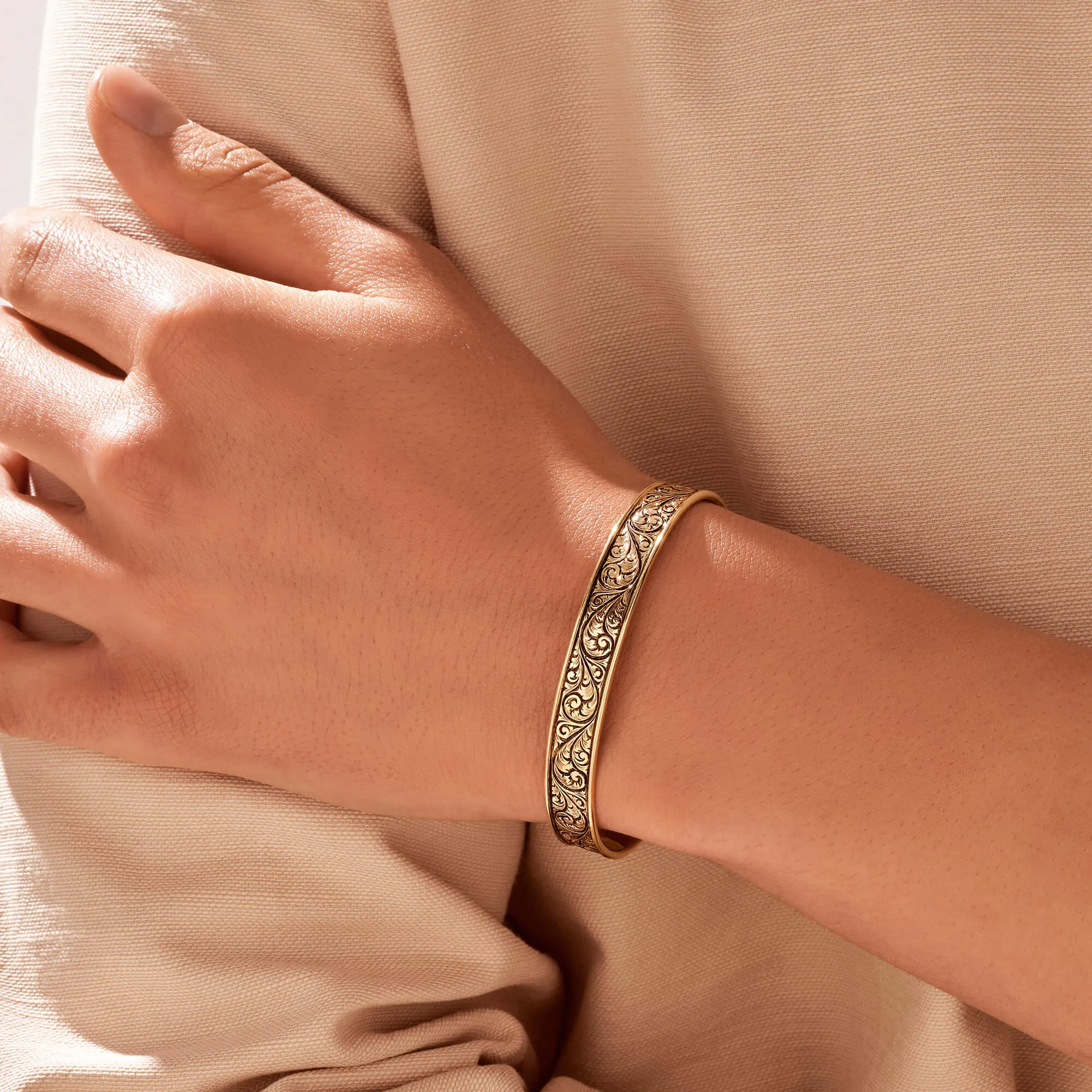 Classic Cuff Bracelet - Solid Gold