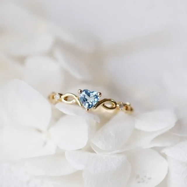 Classical Heart Wedding Rings