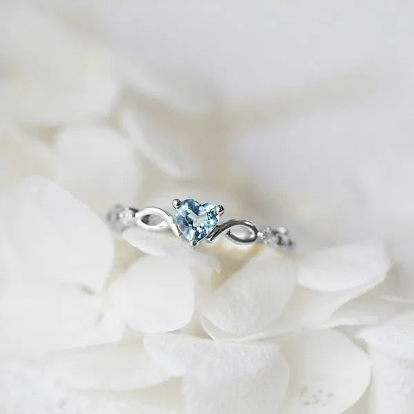 Classical Heart Wedding Rings