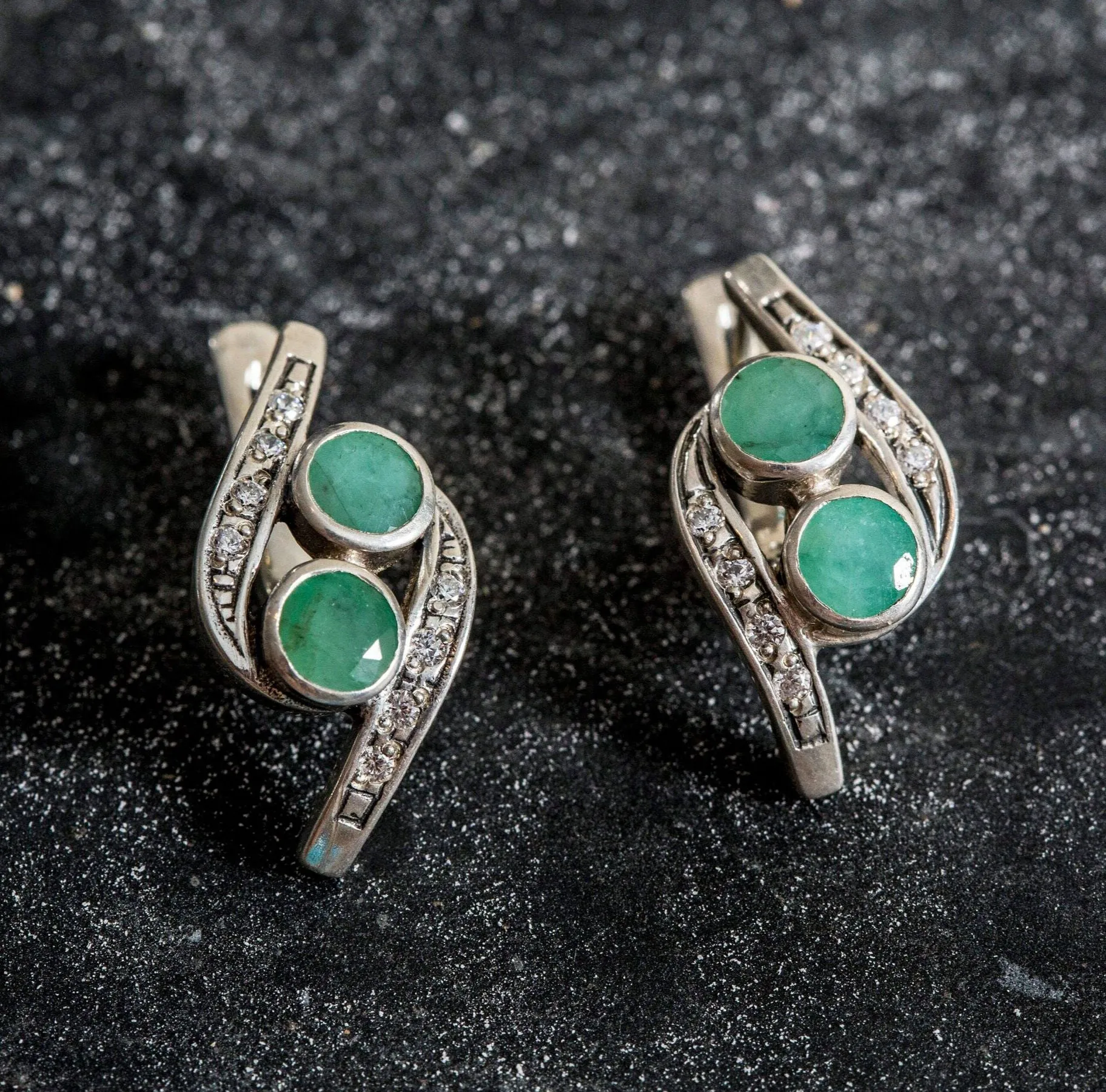 Emerald Vintage Earrings - Green Gemstone Earrings - Bypass Emerald Earrings