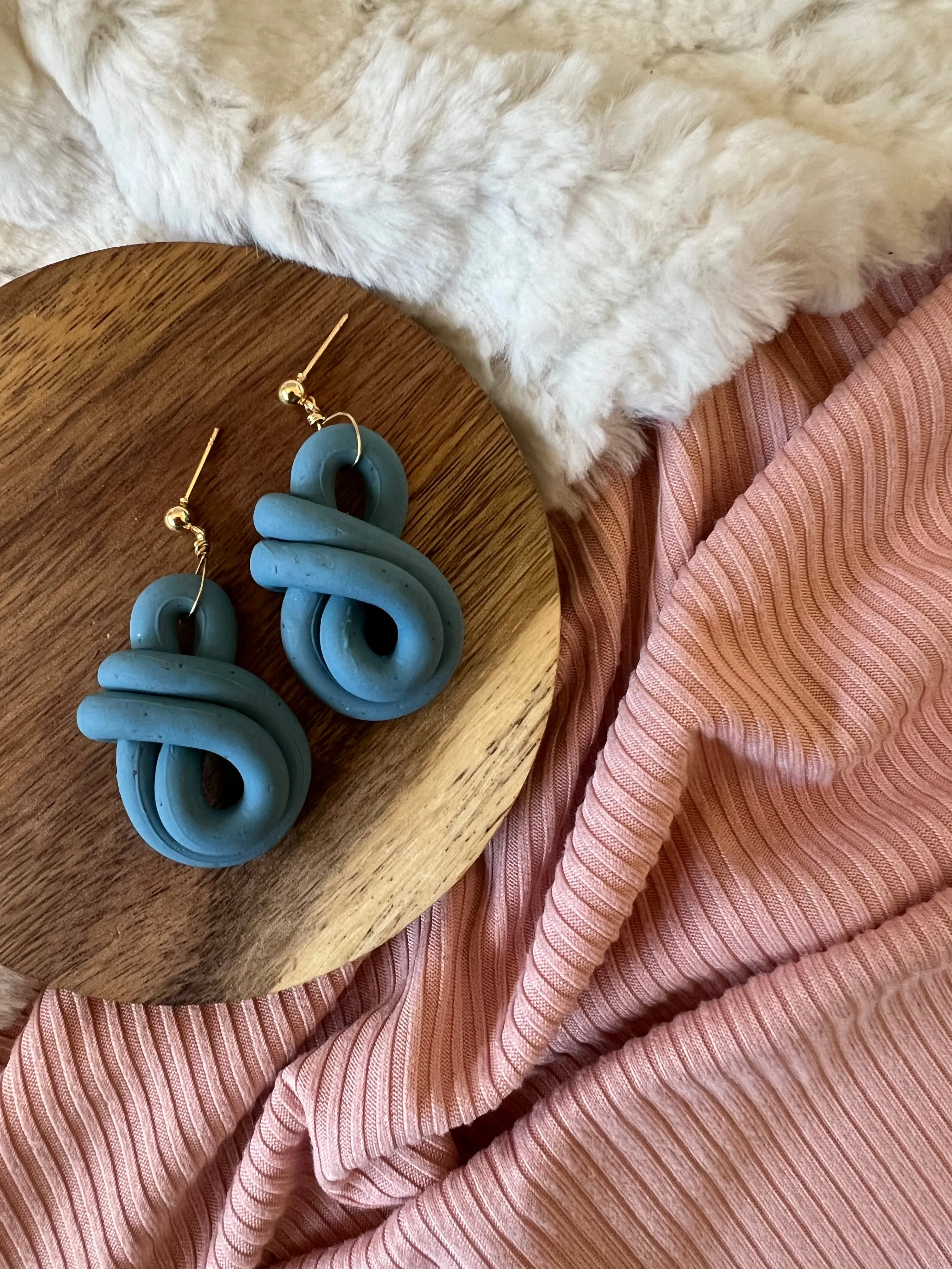 Figure Eight Sandstone Earrings