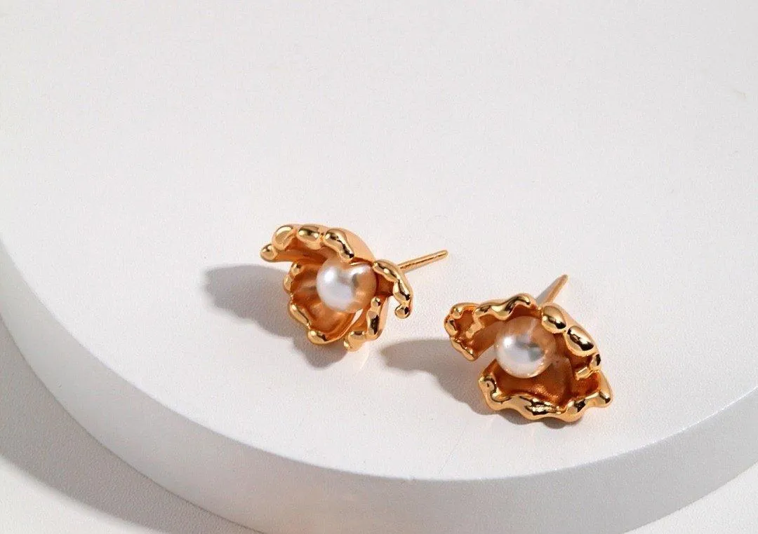 FLORA Flower pearl stud earrings