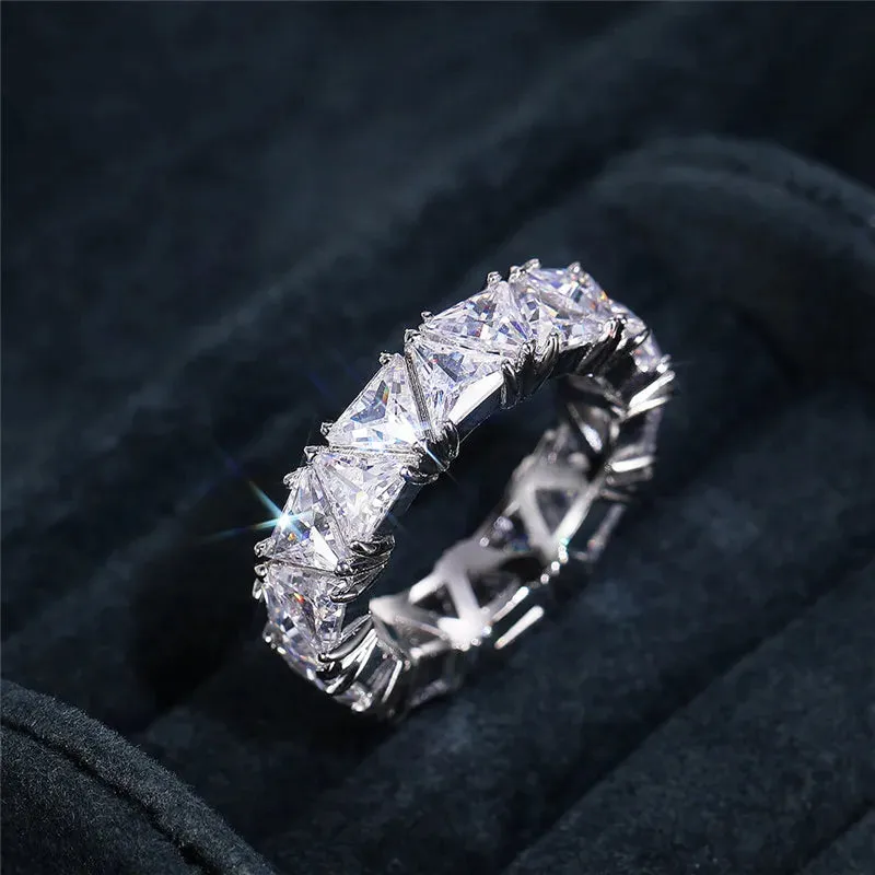 Huitan Luxury Wedding Band Promise Rings for Women Unique Triangle Cubic Zirconia Design Top Quality New Trendy Jewelry Dropship