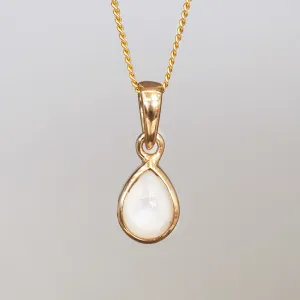 June Birthstone Necklace - Pearl