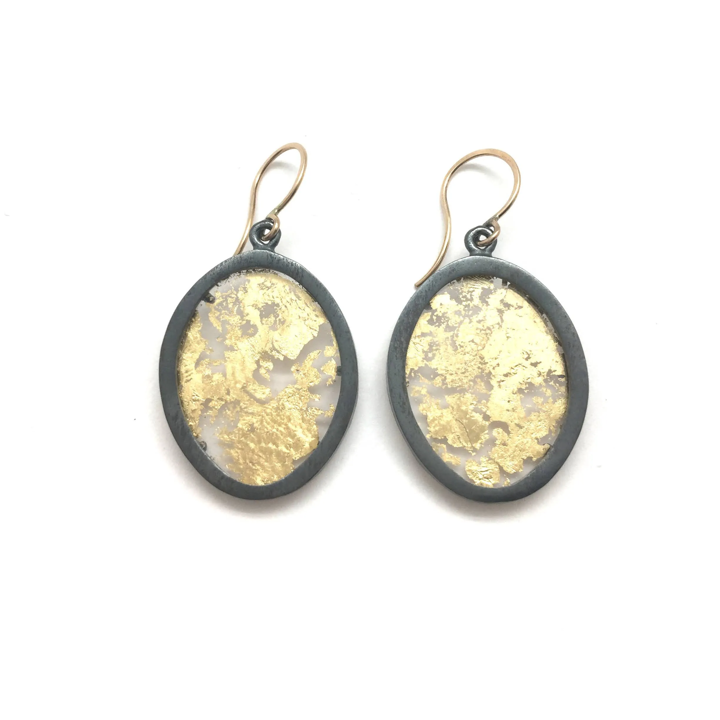 Oval Gold Leaf Memento Earring - Small