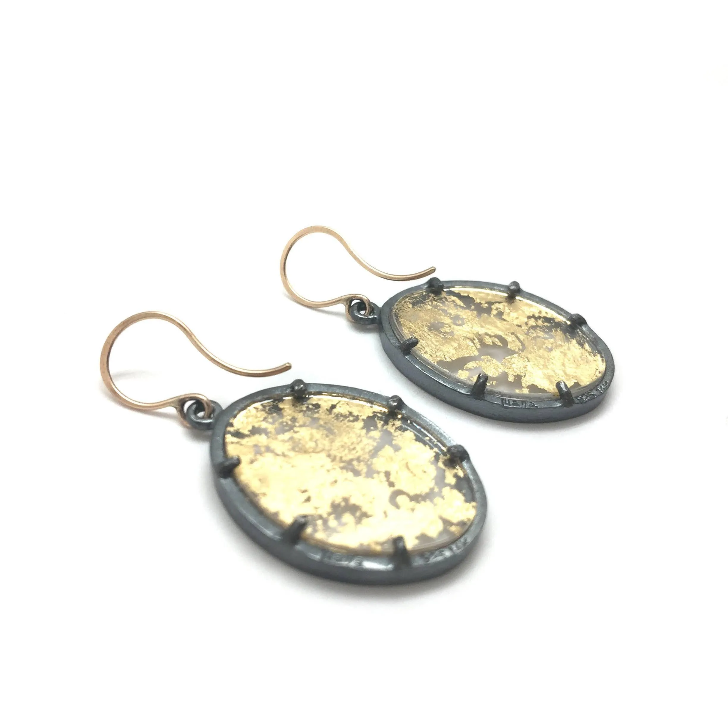 Oval Gold Leaf Memento Earring - Small