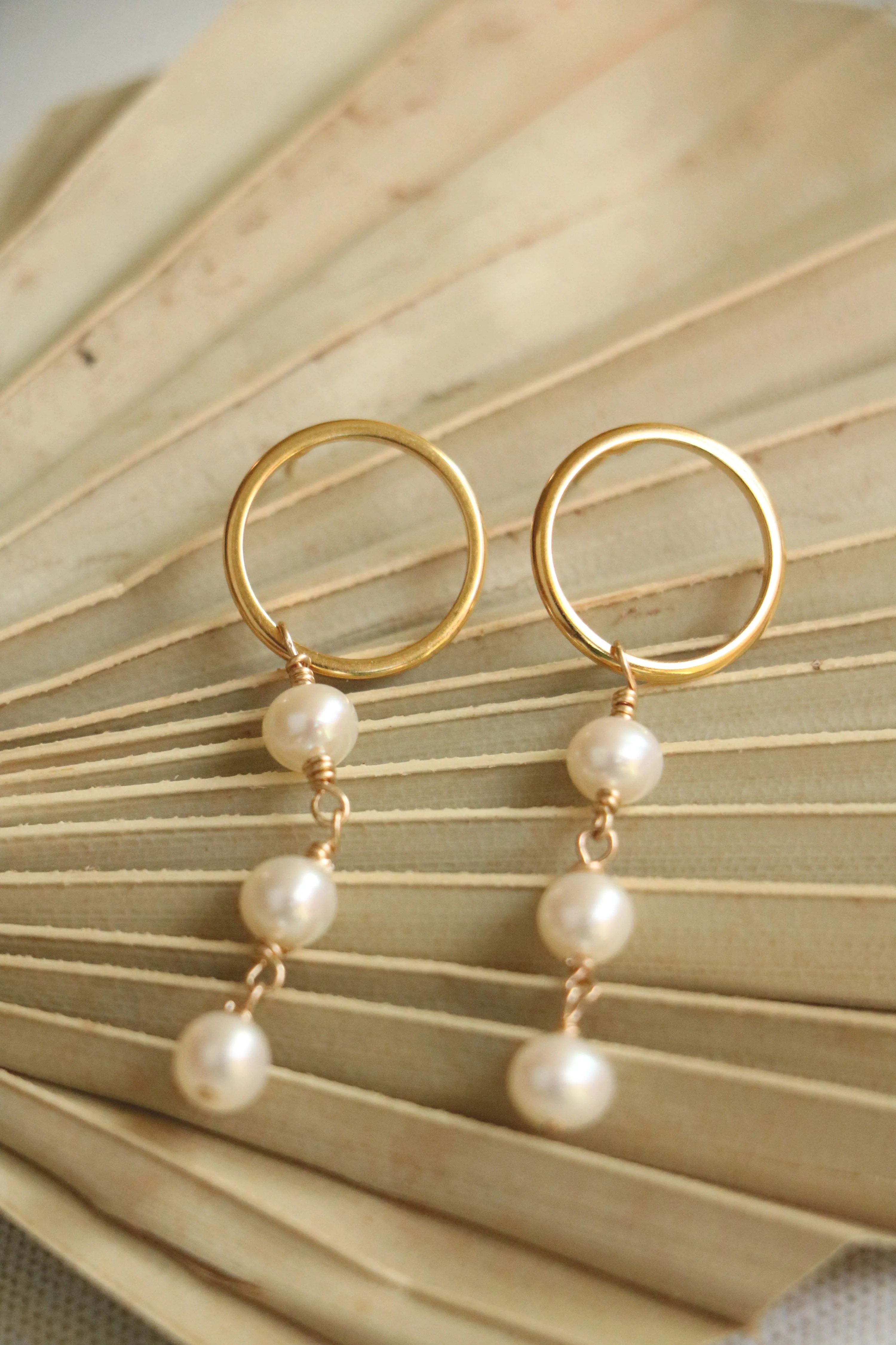 revolve pearl studs { gold }