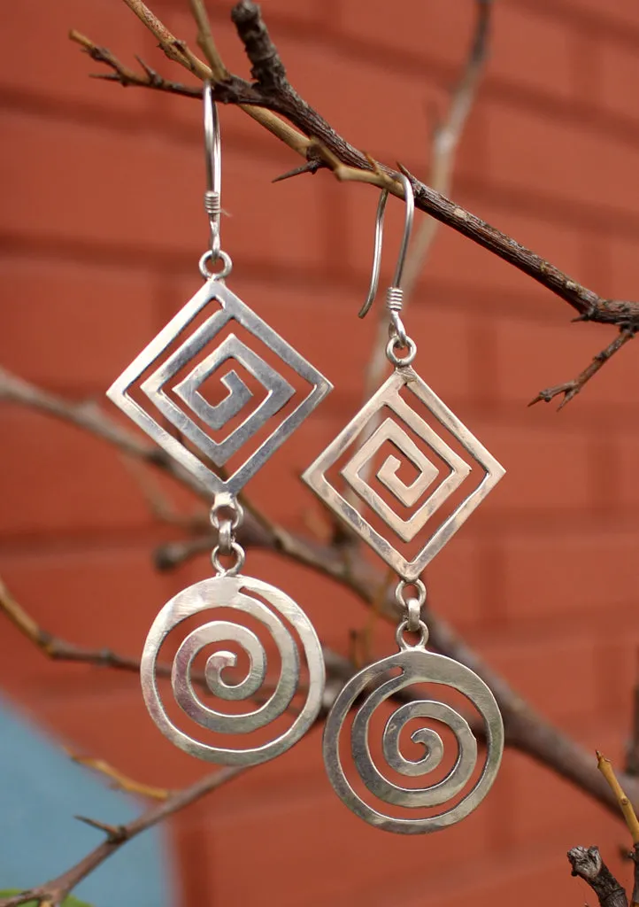 Spiral Dangle Drop Desin Silver Earrings